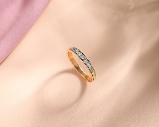 Custom Engraved Anniversary Rings: Personalized Tokens of Love