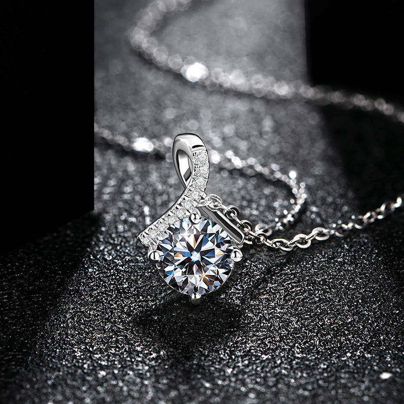 One carat Netflix with the same spirit of commuting S925 moissanite diamond necklace