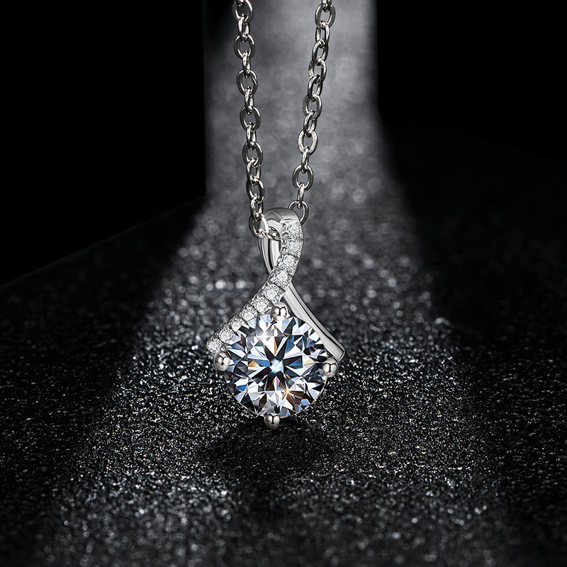 One carat Netflix with the same spirit of commuting S925 moissanite diamond necklace