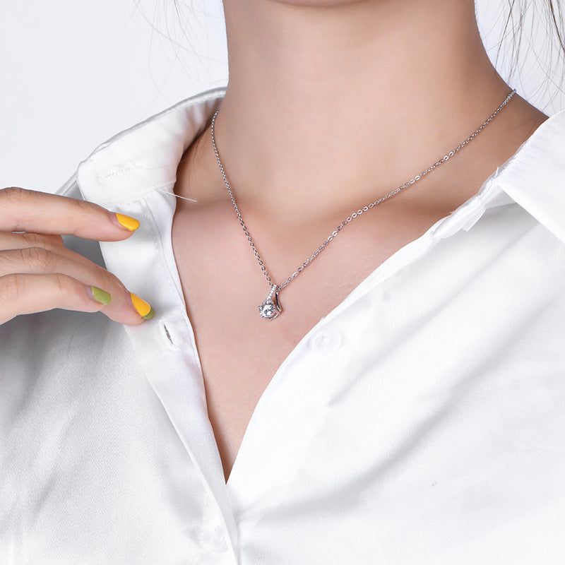 One carat Netflix with the same spirit of commuting S925 moissanite diamond necklace