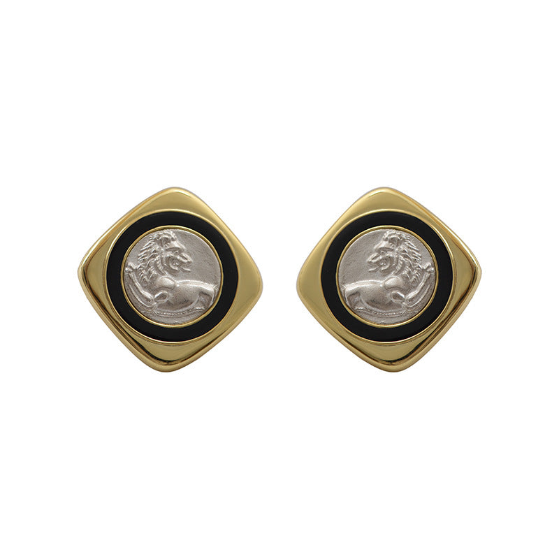Ancient Coin Onyx 18K Gold Vintage Stud Earrings