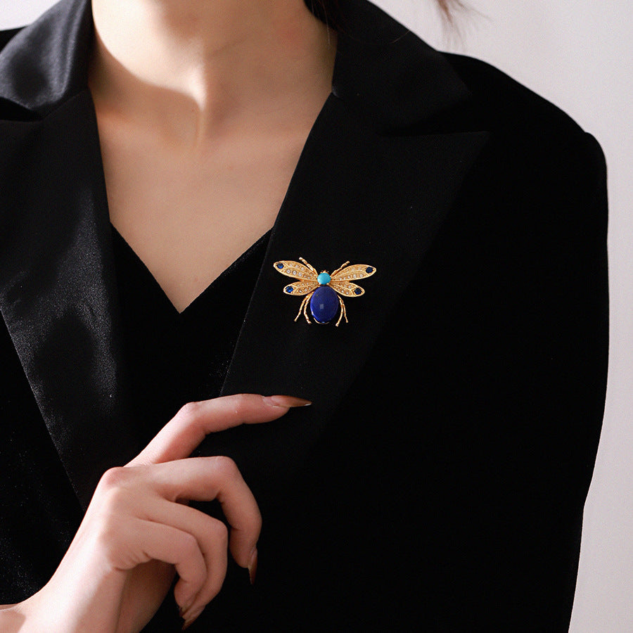 Bee Lapis Lazuli Brooch Gold with Diamonds Wings Corsage