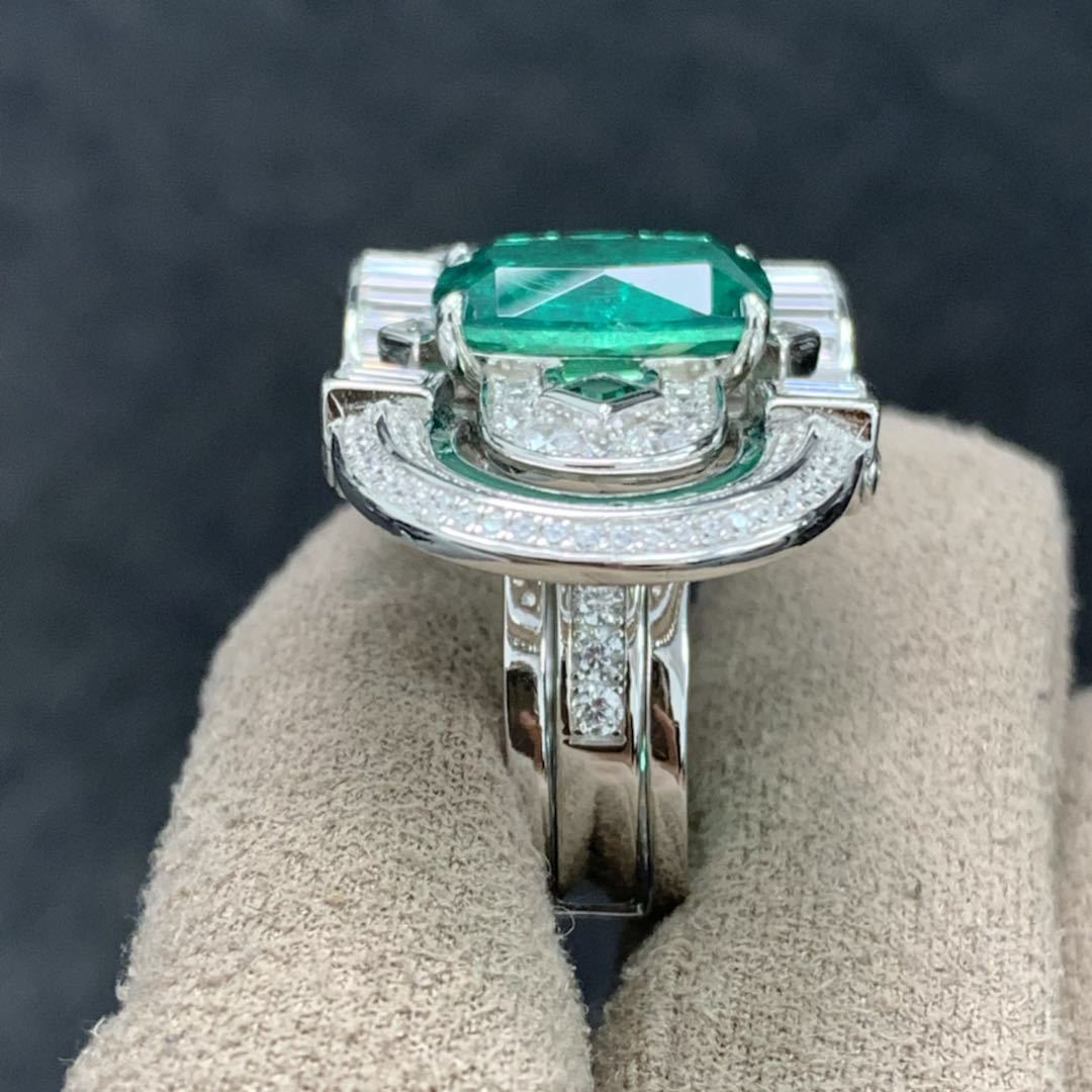 T-Square Emerald Ring High Carbon Diamond Muzo Green