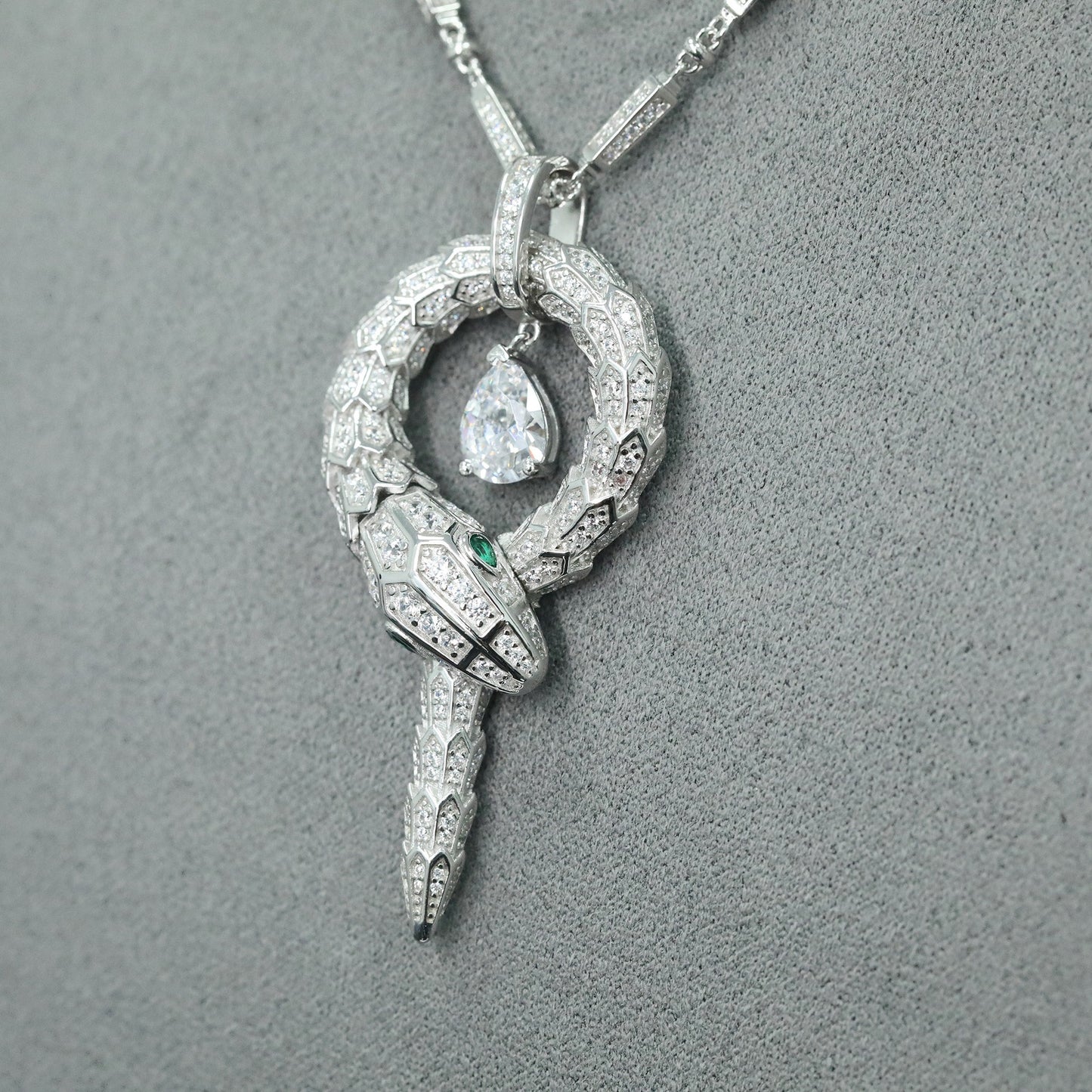 High Carbon Diamond Spirit Snake Silver Color Snake Bone Pendant Silver Plated Necklace