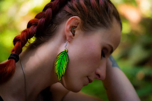 Delicate Nature-Inspired Leaf Earrings: Fresh Designs for Every Season
