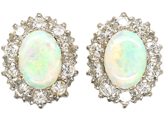 Elegant Opal Stud Earrings: Discover the Beauty of Natural Opals