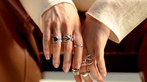Guide to 925 Silver Brushed Rings: Pros & Cons