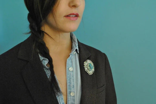 Top 10 Vintage-Style Brooches for Blazers: Timeless Elegance for Modern Fashion
