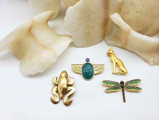 Top Brooch Trends for 2025: Bold Statements, Vintage Revival, and Artistic Expression