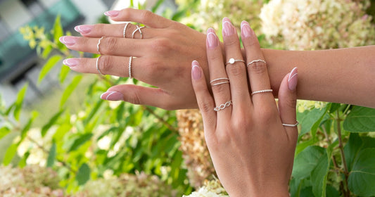 Trends in Geometric Rings for Women: A 2025 Style Guide