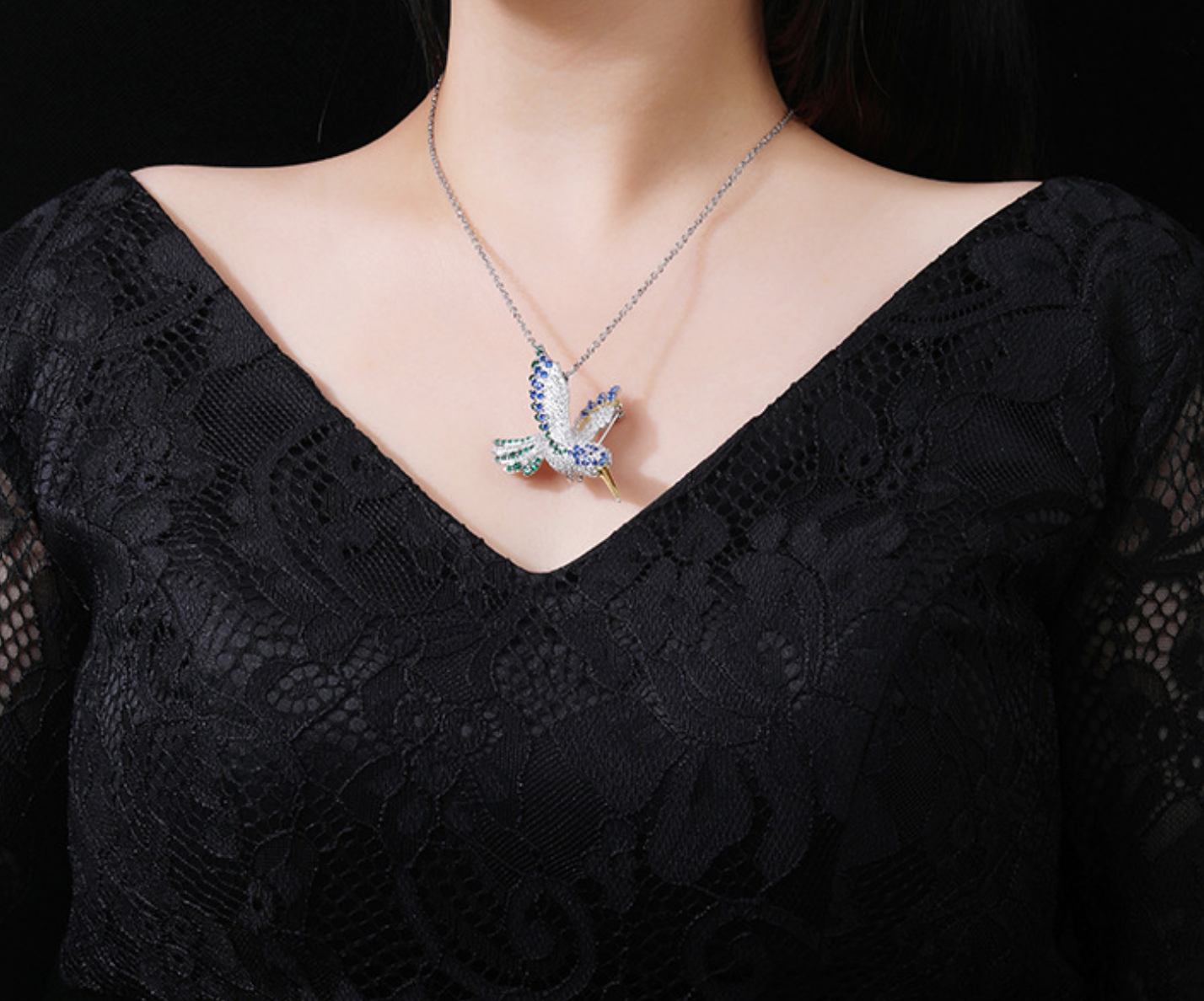 Hummingbird Blue Green Diamond Brooch Premium Corsage