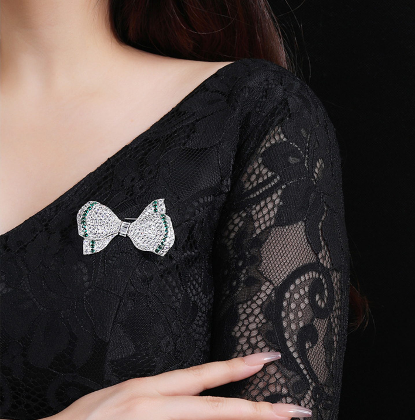Bow Diamond Brooch Green Premium Corsage