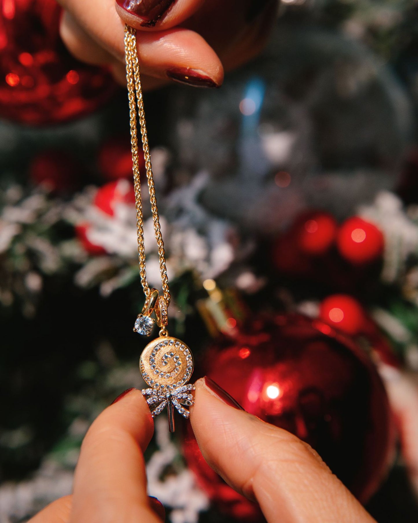 Gold Christmas Collection Charms Gingerbread Man Christmas Tree Candy Brushed Necklace