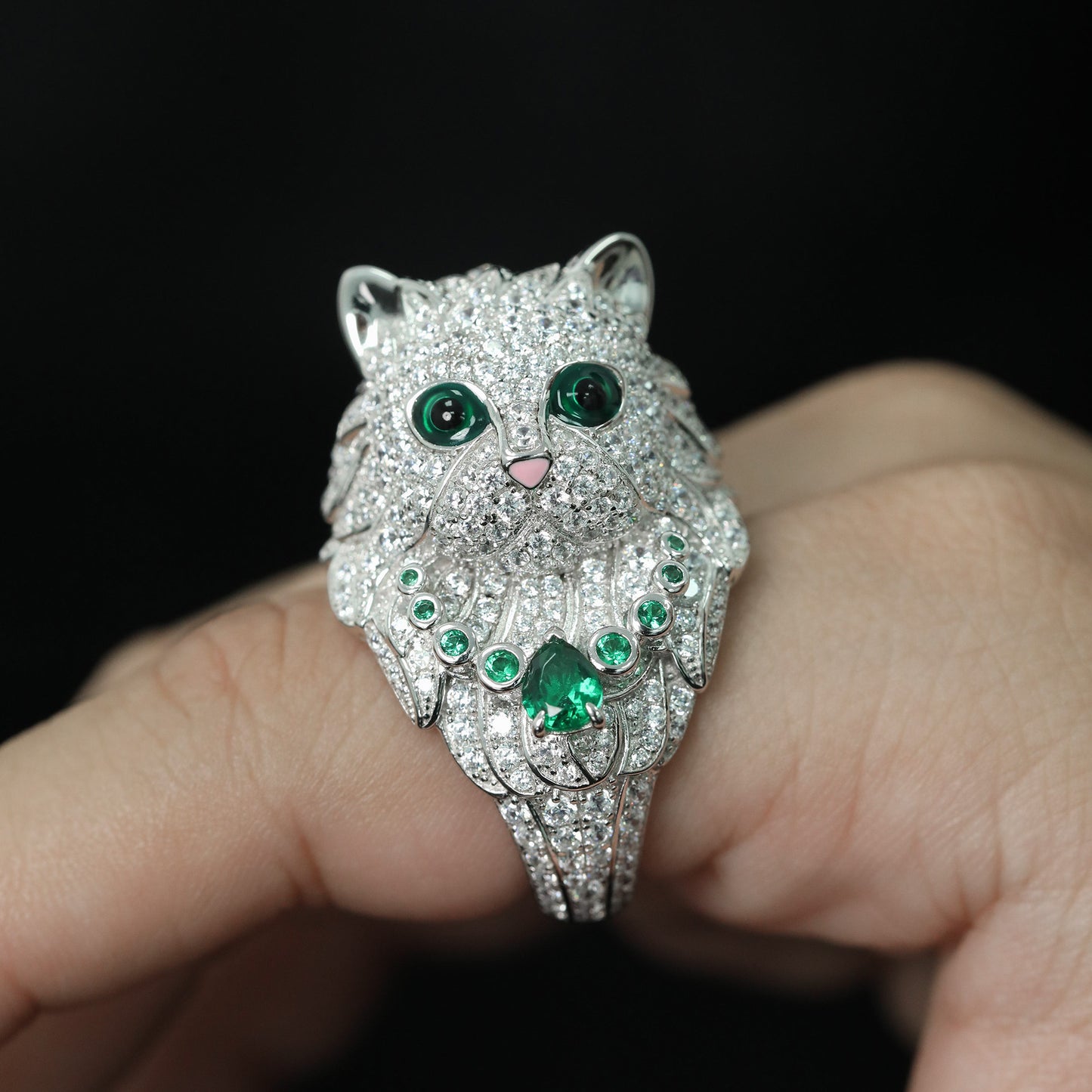 Shuffleboard Persian Cat High Carbon Diamond Ring
