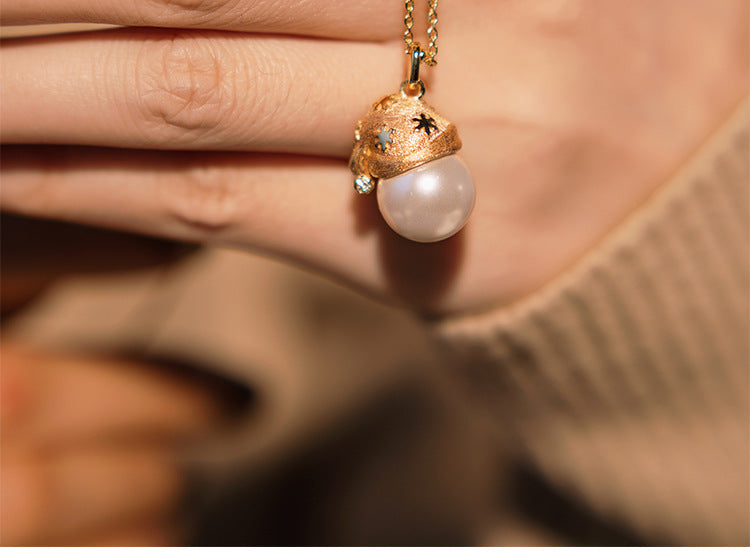 Christmas Hat Pearl Silver Plated Necklace