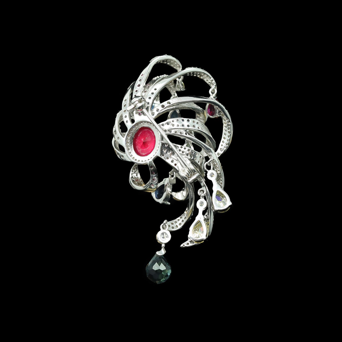 Dove's Blood Red Flower Chrysanthemum Banquet Silver Plated Diamond Brooch