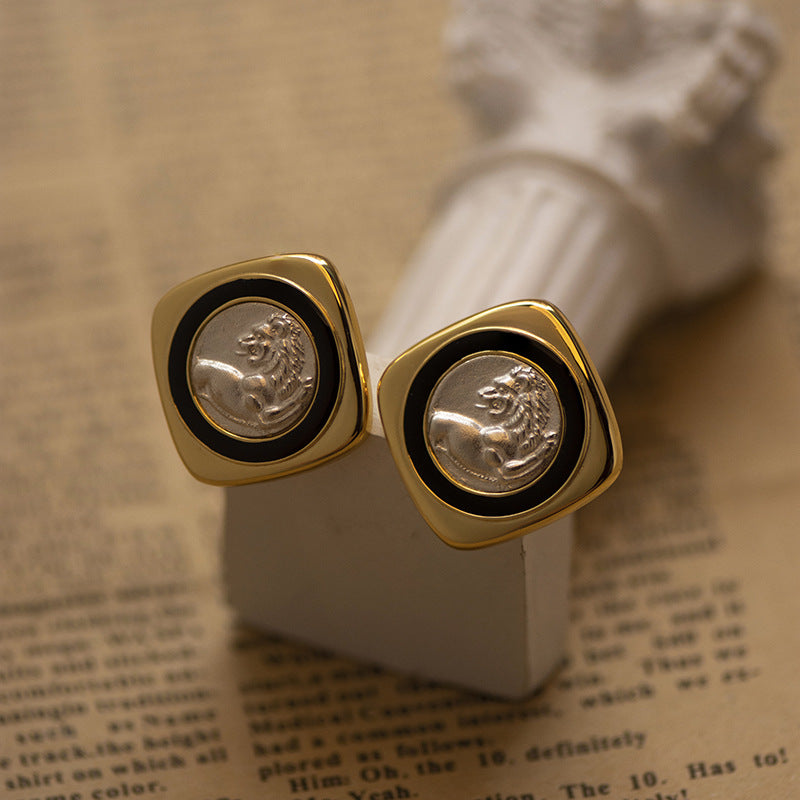 Ancient Coin Onyx 18K Gold Vintage Stud Earrings