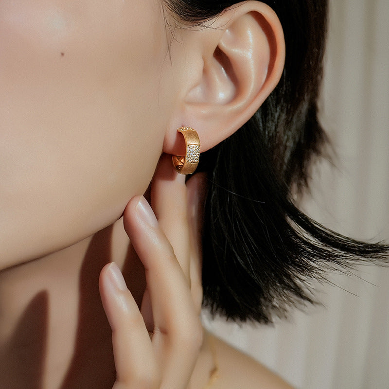 Full Set Zirconia Brushed Vintage C-Shape Geometric Stud Earrings