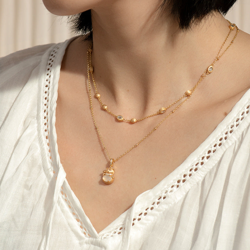 Gold Fortune Cat Vintage Brushed Collarbone Necklace