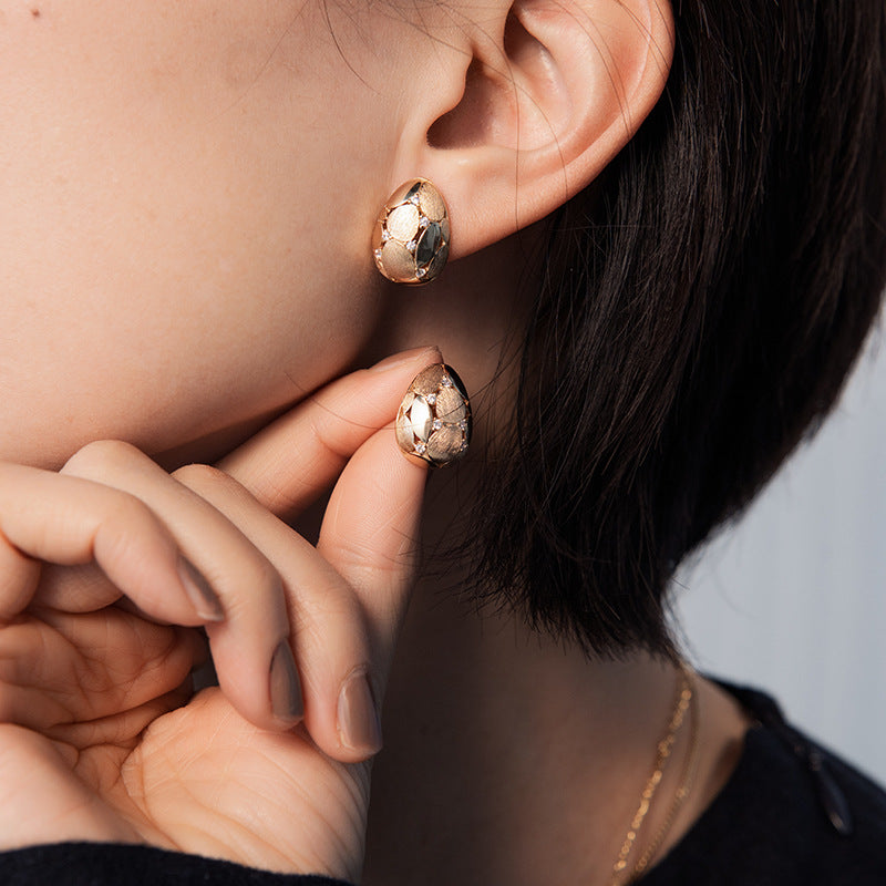 Brushed Golden Egg Earrings
