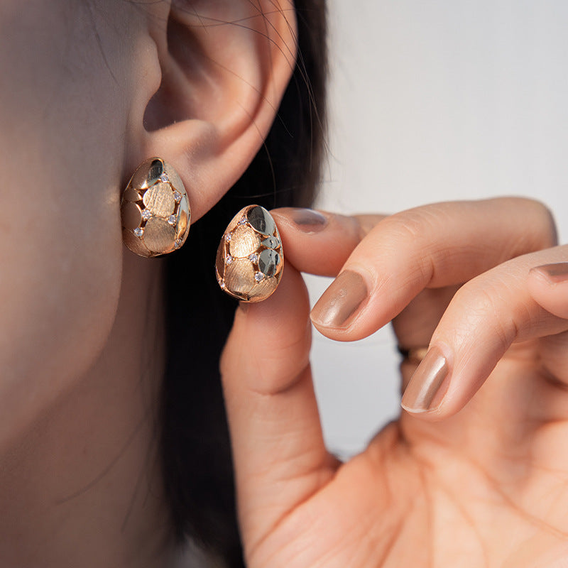 Brushed Golden Egg Earrings