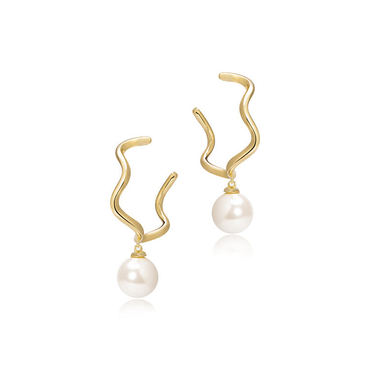 Stylish minimalist geometric pearl earrings