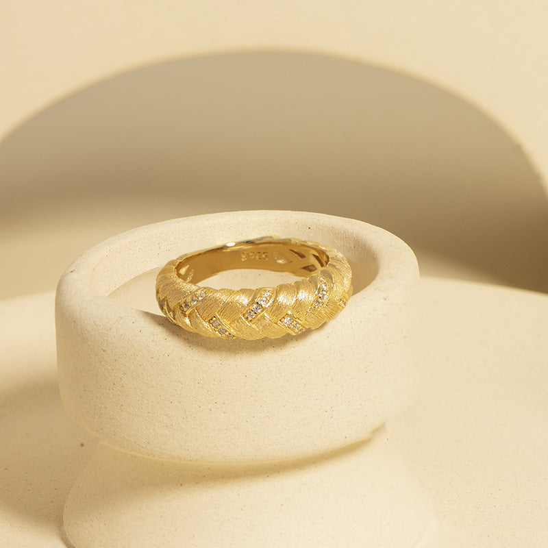 Raschel Crafted Woven Ring Wheat Fringe Ring