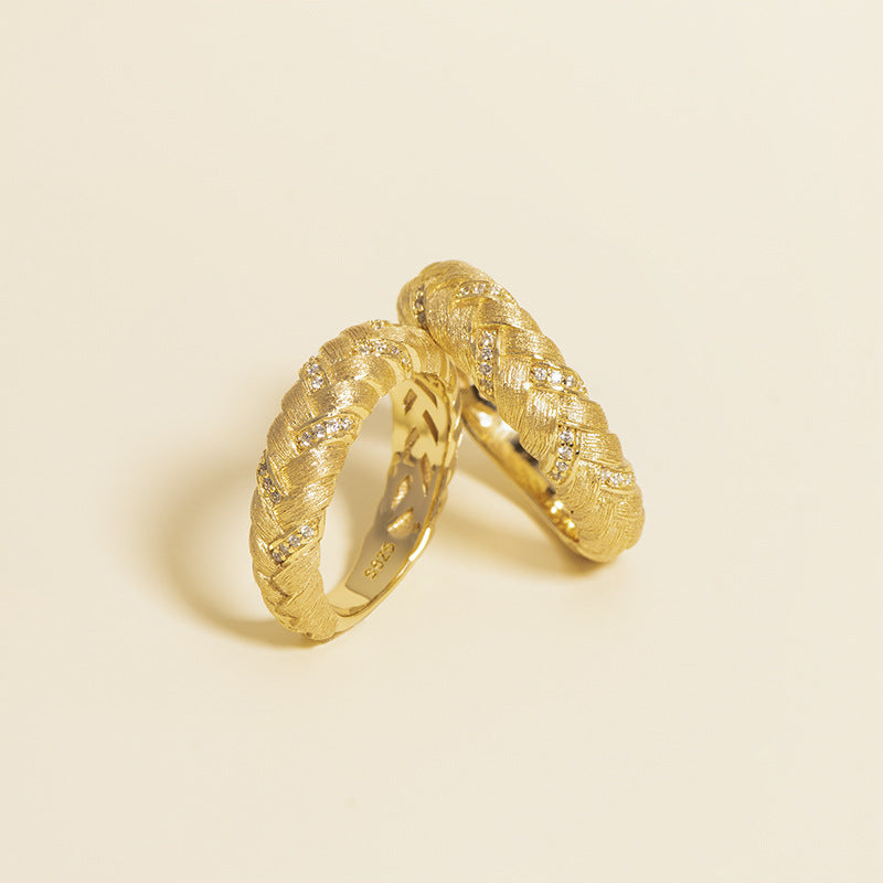 Raschel Crafted Woven Ring Wheat Fringe Ring