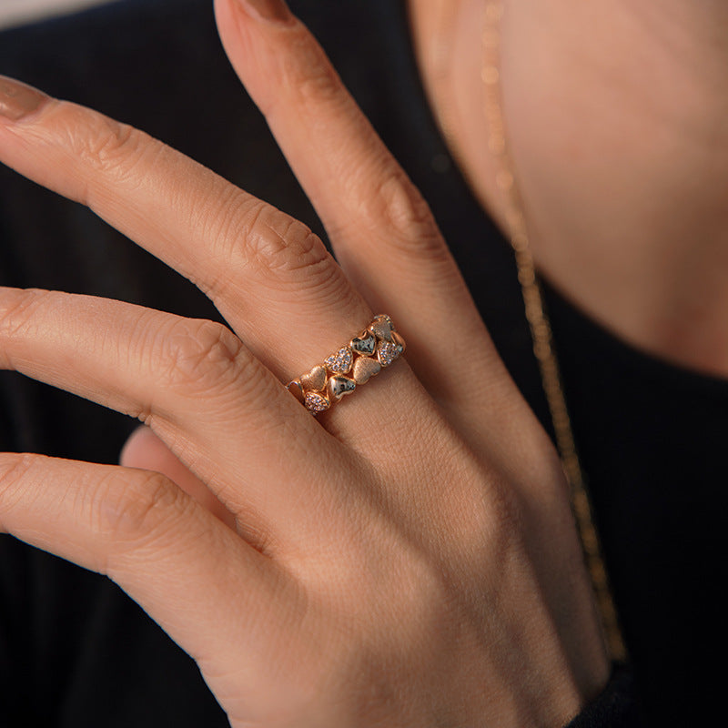 Double rows of love heart patchwork gold brushed finger ring