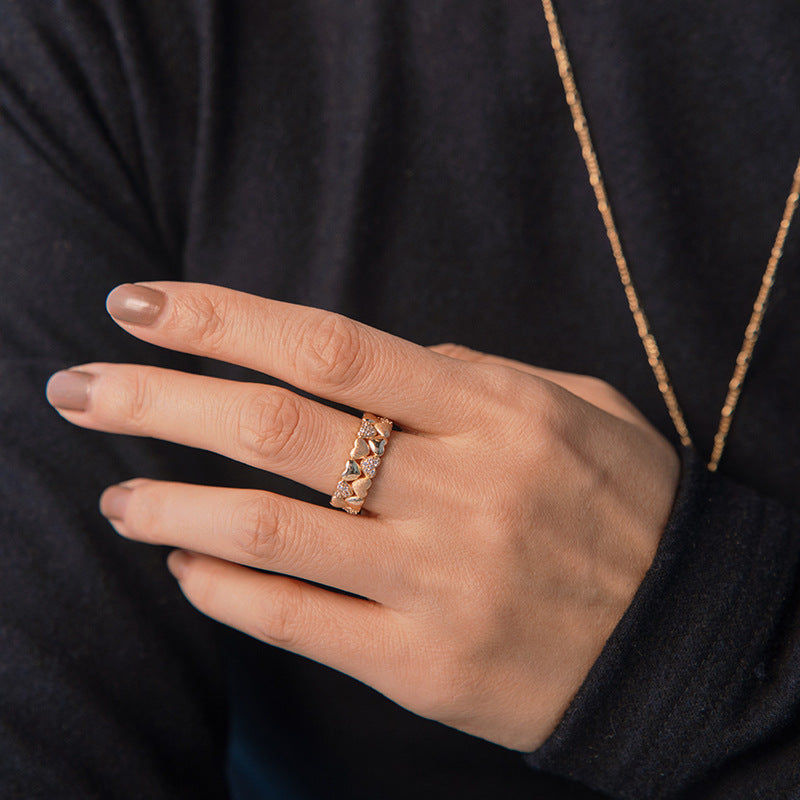 Double rows of love heart patchwork gold brushed finger ring