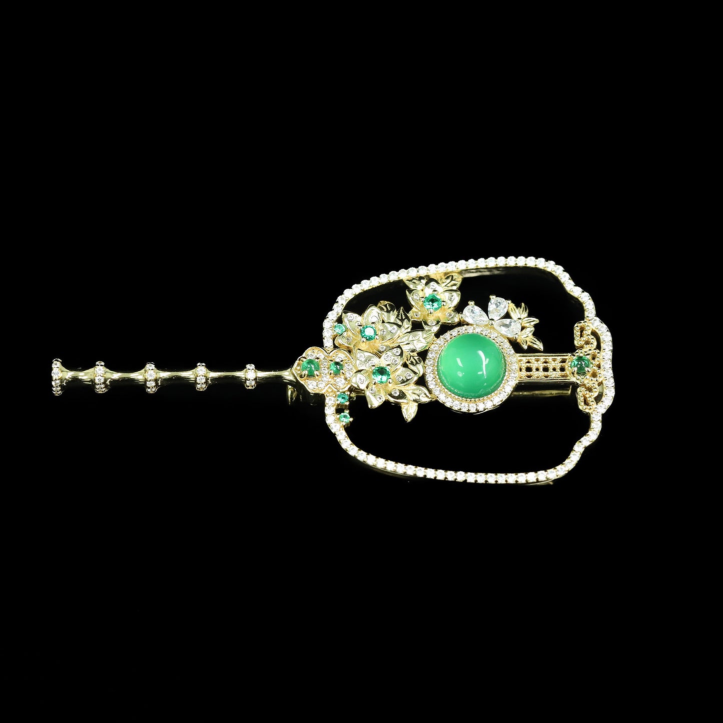 High Carbon Diamond Elegant Gold Natural Chalcedony Fan Brooch