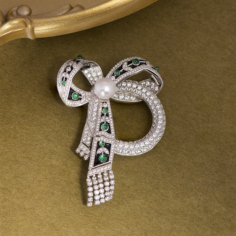 Vintage Elegant Ribbon Green Nano Pearl Brooch