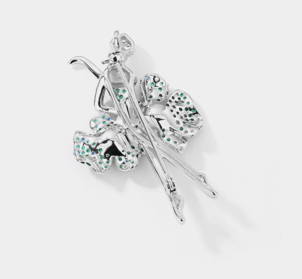 Dancing Girl Diamond Brooch Green Necklace Pendant Dual Purpose Corsage