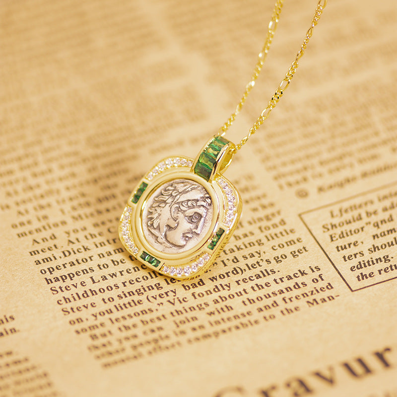 Emerald 18K Gold Vintage Antique Coin Portrait Square Necklace