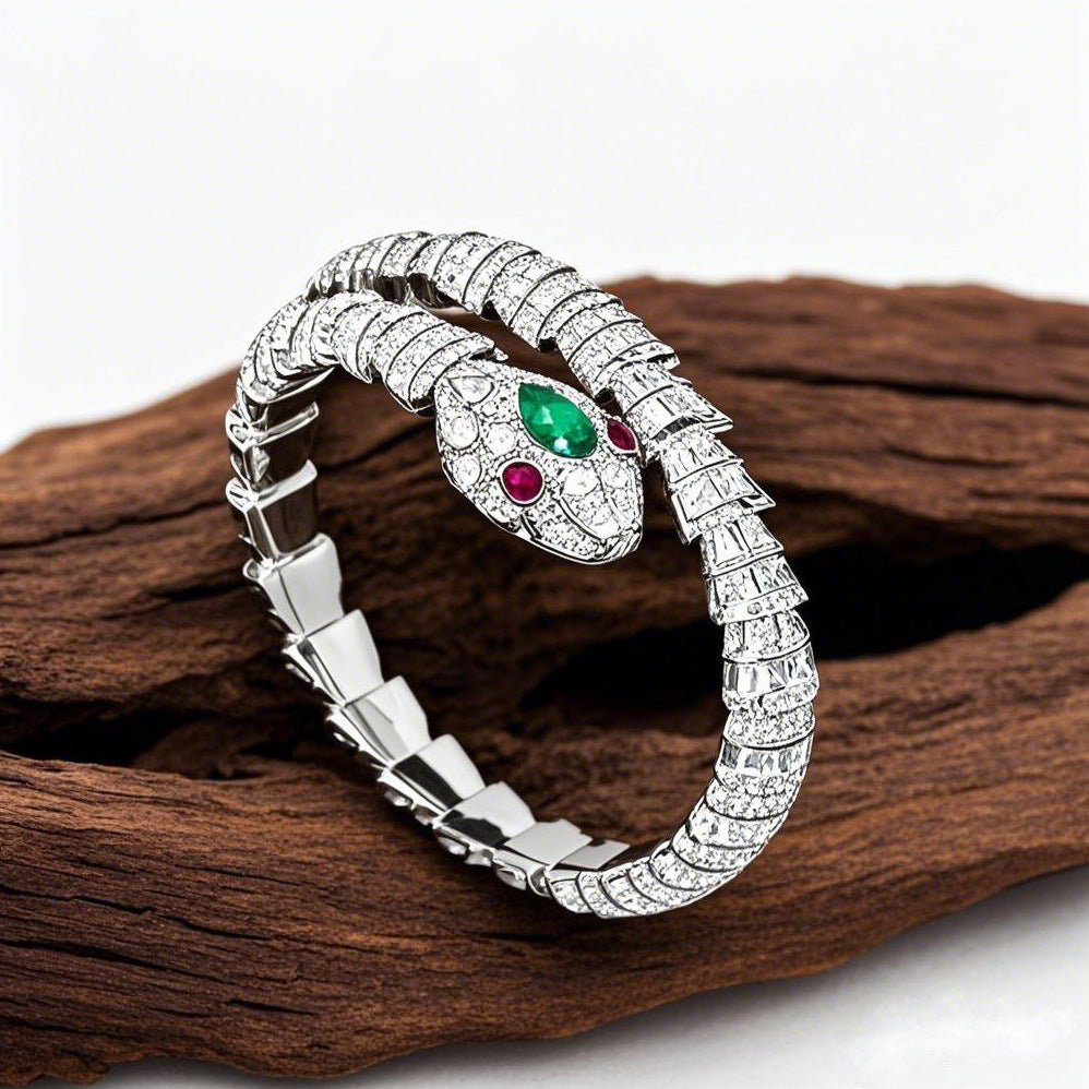 High-Carbon Diamond Wooden Green Horse's Eye Spirit Snake Bracelet