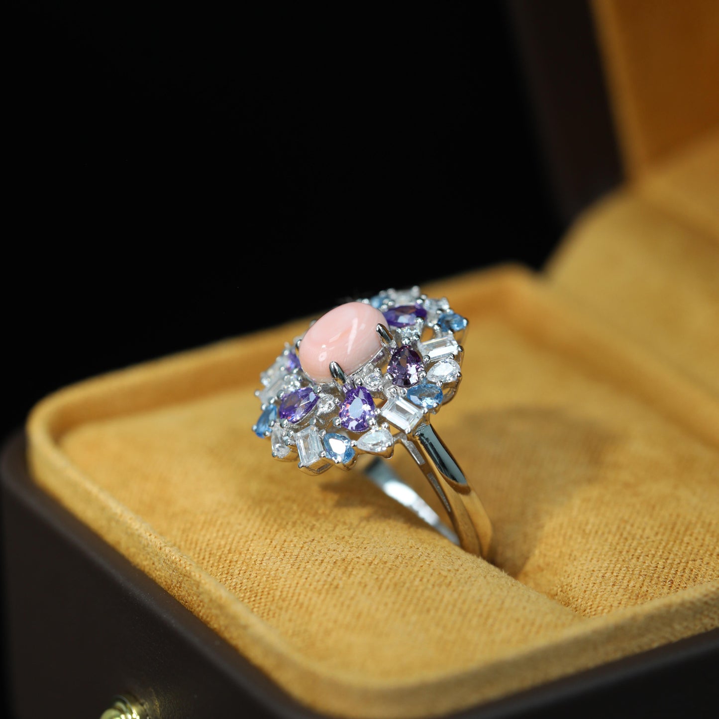 High Carbon Diamond Conch Beads Natural Rouge Conch Candy Ring