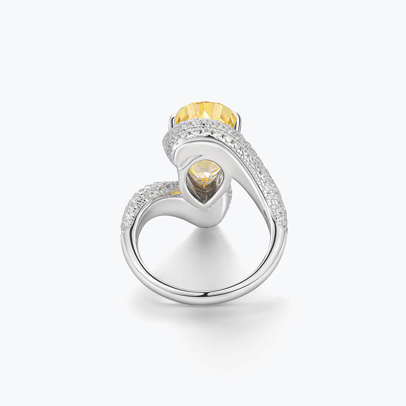 Brilliant yellow ring set with high carbon diamonds ring