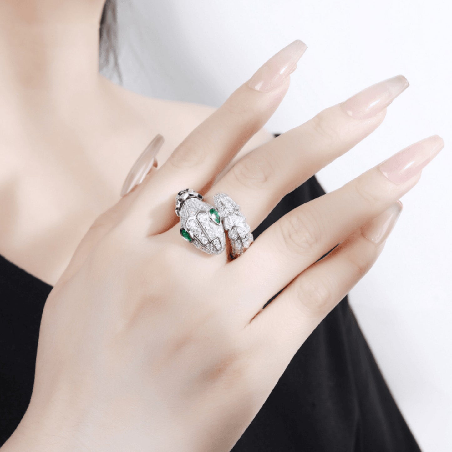 Snake Ring Spirit Snake Series High Carbon Diamond Muzo Green