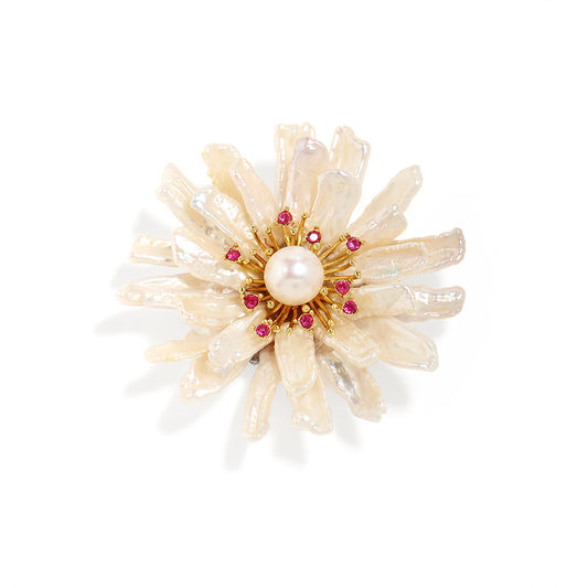 Shaped Pearl Daisy Gold Pink Diamond Stamen Brooch