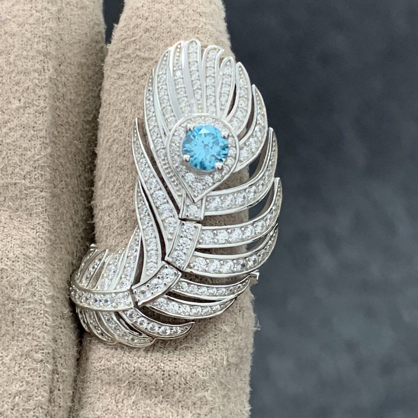 Bird Feather Aquamarine High Carbon Diamond Ring