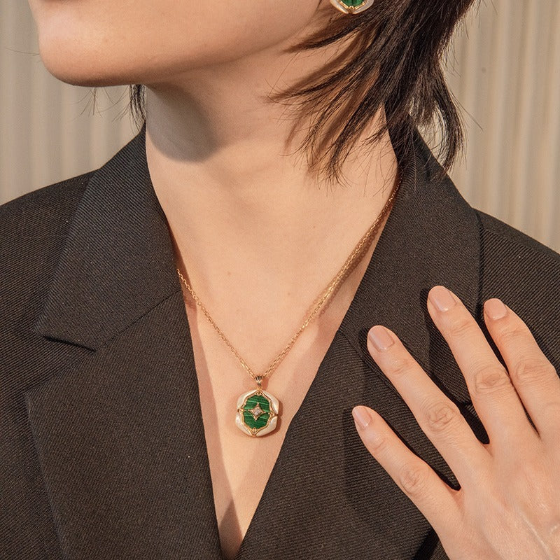 White Shell Natural Malachite Vintage Necklace