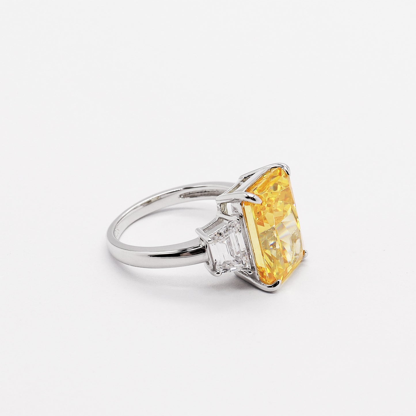 Brilliant Yellow with High Carbon Diamonds Ring