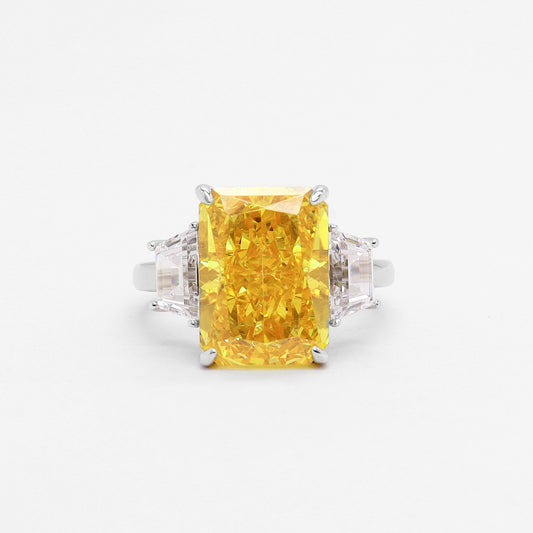 Brilliant Yellow with High Carbon Diamonds Ring